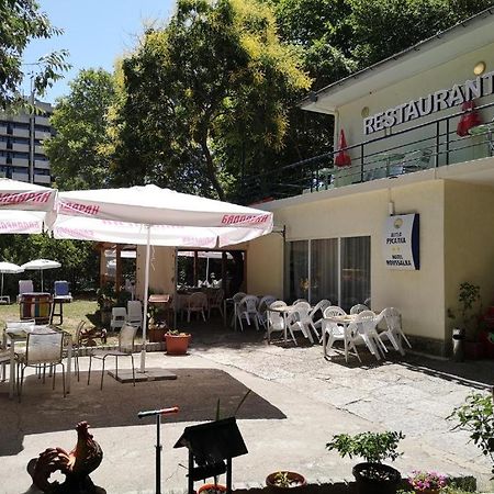 Хотел Русалка, Varna Esterno foto